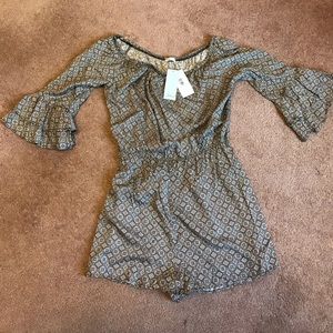 Soprano jumper shorts suit